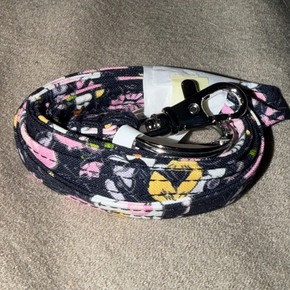 Vera Bradley Lanyard Bloom Boom Navy Floral Quilted Cotton ID Key Holder NEW